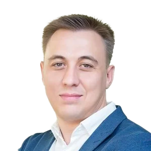 Артем Туленов
