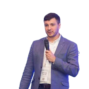Дмитрий Маслов