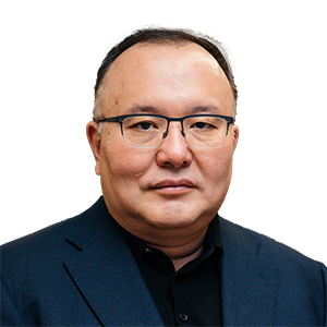 Куанышбек Есекеев