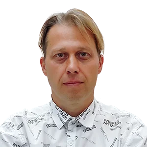 Олег Охотников
